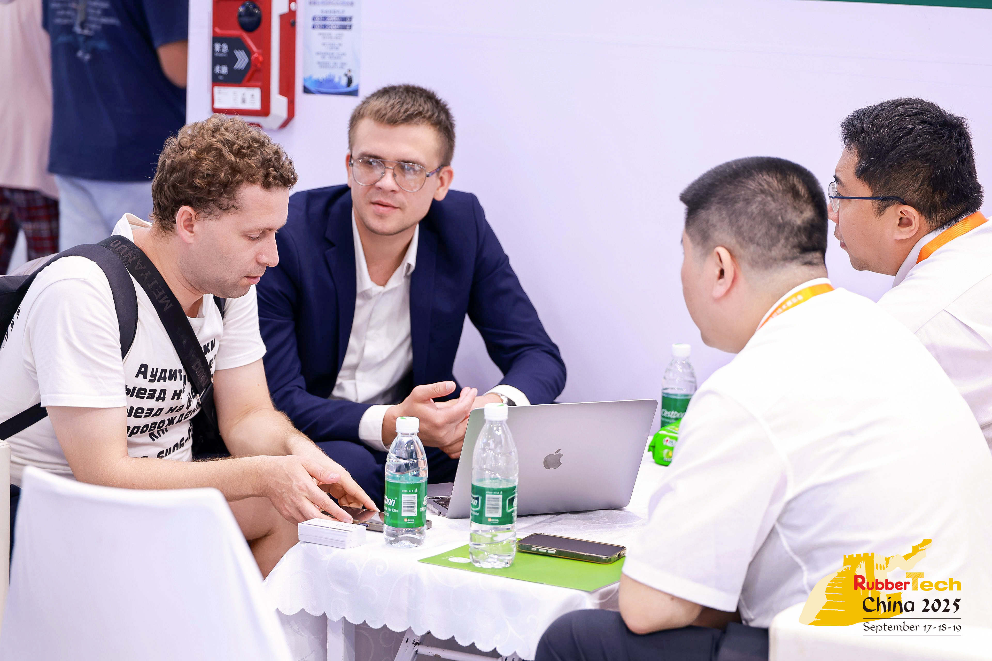 Polykem se je udeležil razstave Rubbertech China 2025. Vznemirljivi trenutki!